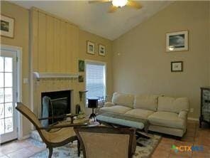 Photo - 19 Marina Cir