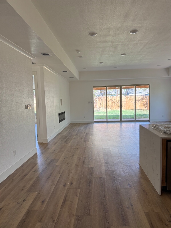 Photo - 5728 Donnelly Ave