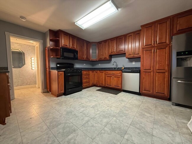 Photo - 1706 Mary St