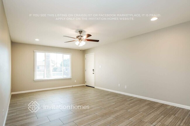 Photo - 2520 E Manhatton Dr