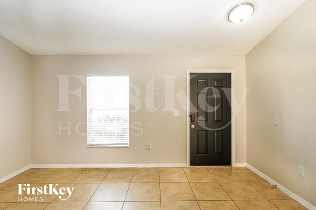 7211 Summit Pl