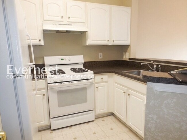 Photo - 21803 Flanders Ct