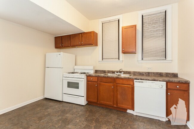 Photo - 2254 N Southport Ave Unit 1