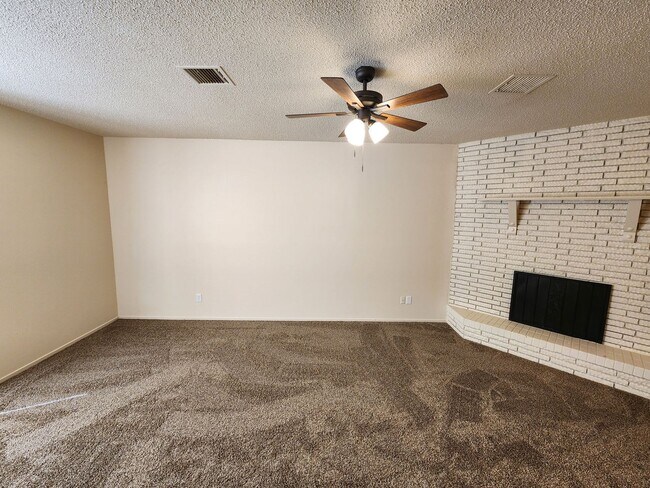 Photo - 1925 Rentfrow Ave Unidad B