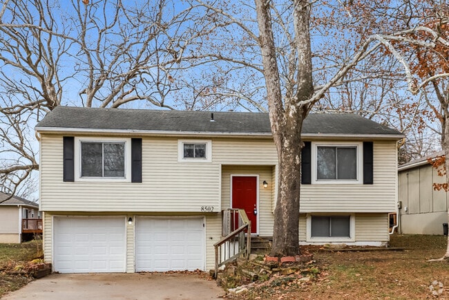 Building Photo - 8502 Pershing Rd Rental