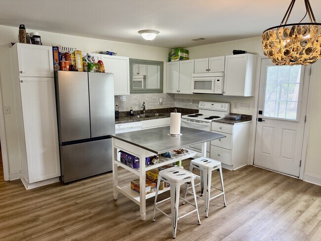 Photo - 142 Champion Blvd