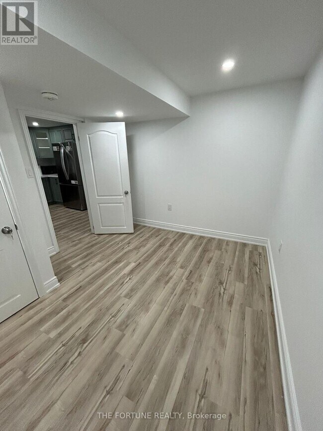 Photo - 23 Bleasdale Ave