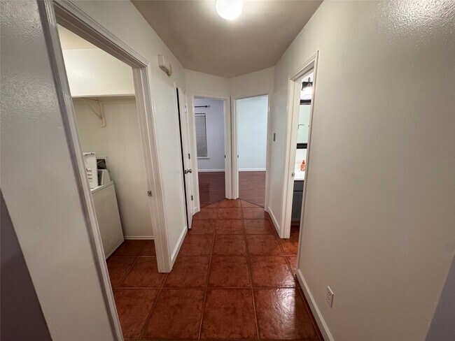 Photo - 7623 Village Mill Ln