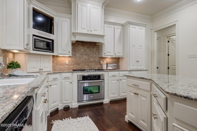 Photo - 202 Pendleton Blvd