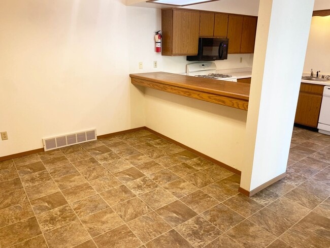 Photo - 4-Plex Located Unit 1805 Crabtree Drive
