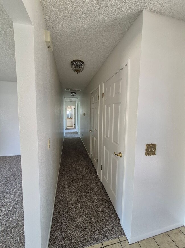 Photo - 611 E Cherry Ave