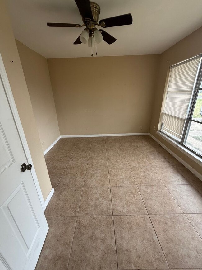 Photo - Cozy 3 Bedroom, 1 Bathroom Home!