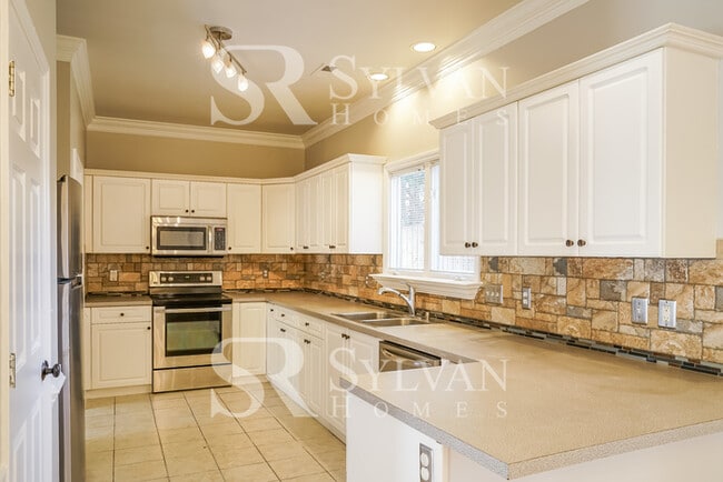 Photo - Enjoy Relaxation & Sophistication in this ...