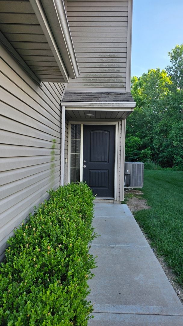 Photo - 3 BR/2.5BA | Newly Renovated Single Family Home | 2-Car Covered Parking | Large backyard!