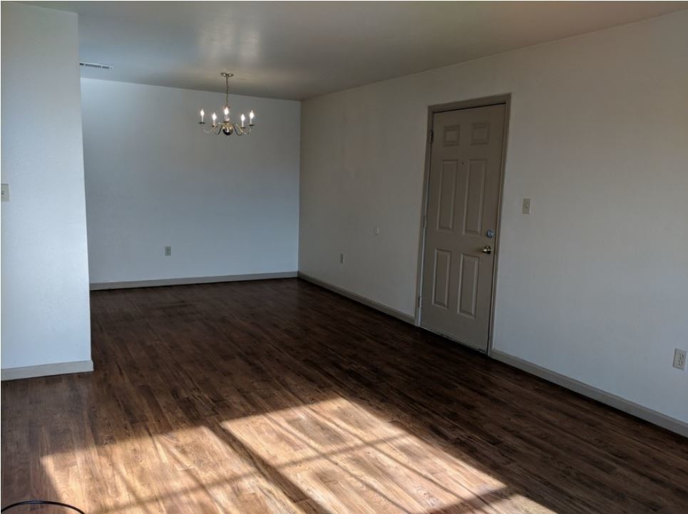 Photo - White Oak Apartments