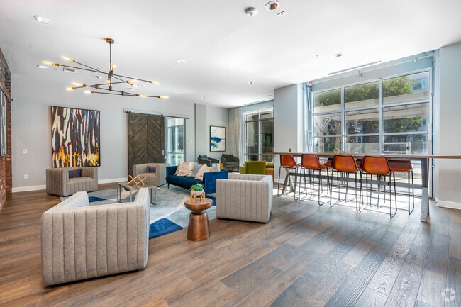 Salón de la casa club - The Union at River East