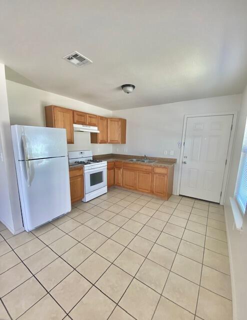 Photo - 2635 Idalia Ave