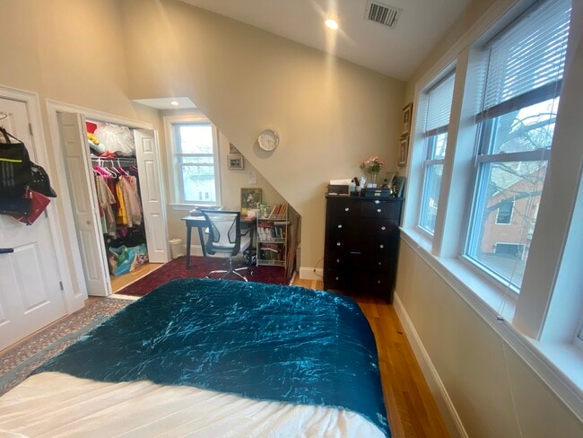 Photo - 18 Chandler St Unit 2