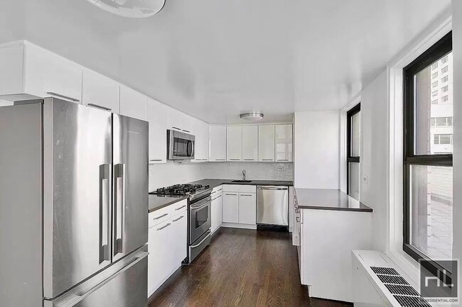 EAST 63 STREET - EAST 63 STREET Apartment Unit 5A