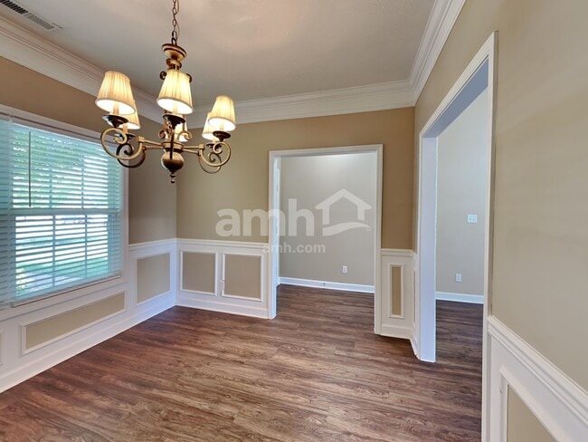 Photo - 711 Riata Ct