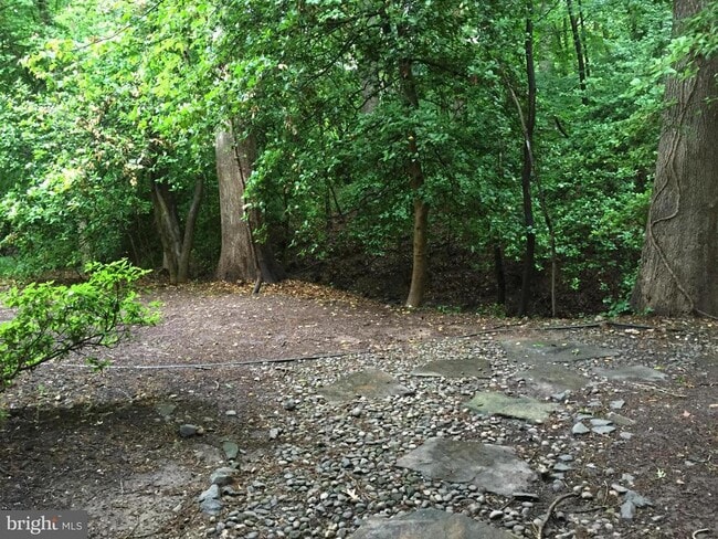 Building Photo - 11723 Karbon Hill Ct Unit T3