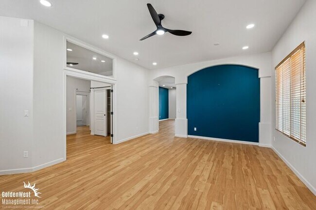 Photo - Beautiful 4Bdm 2Ba Home with Private Backyard in Gilbert!
