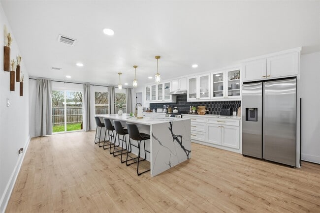 Photo - 508 W White Ave