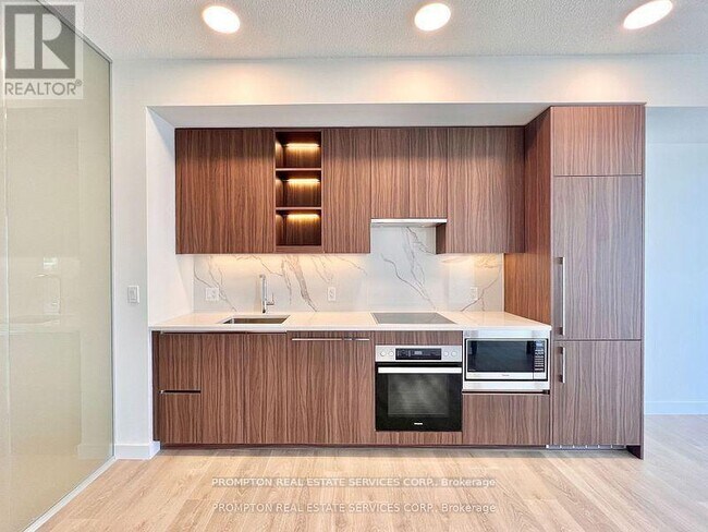 Photo - 27 McMahon Dr Unit 1808