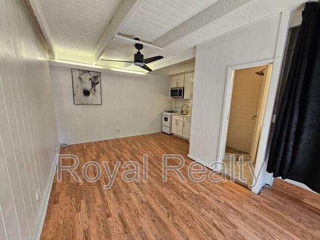 Building Photo - 234 ?Ohua Ave Unit #204 Rental