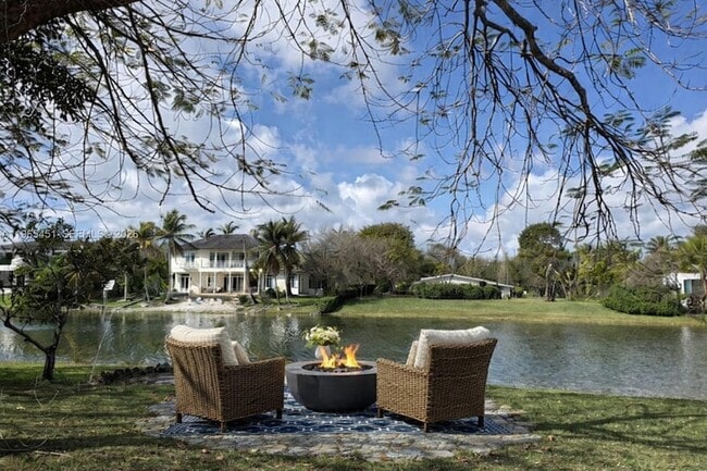 Building Photo - 11820 SW 69th Ct