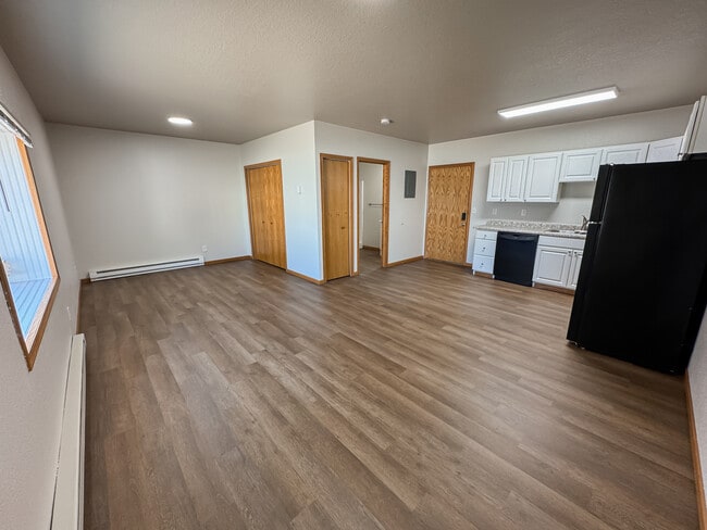 Photo - Theater Apartments Beulah Unit 1