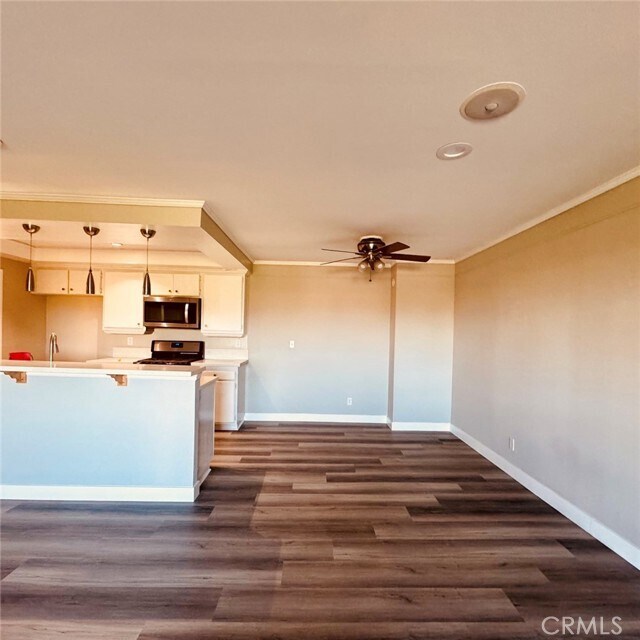 Photo - 12635 Main St