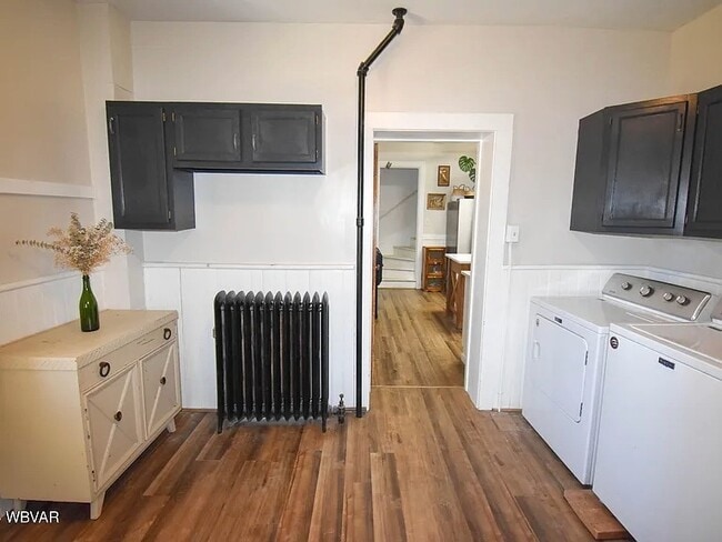 Photo - 55 W Main St