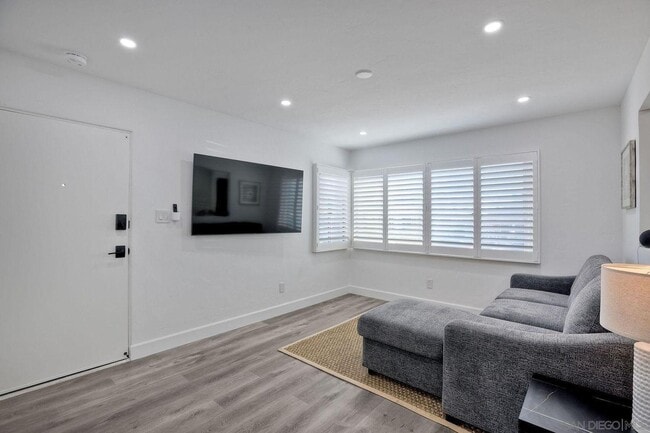 Photo - 3136 Keats St