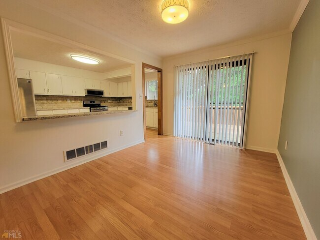 Photo - 695 Waterbrook Terrace