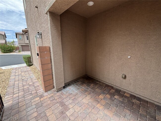 Photo - 5582 Sancho Throne Rd