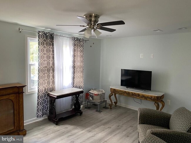 Photo - 6227 Dalrymple Rd