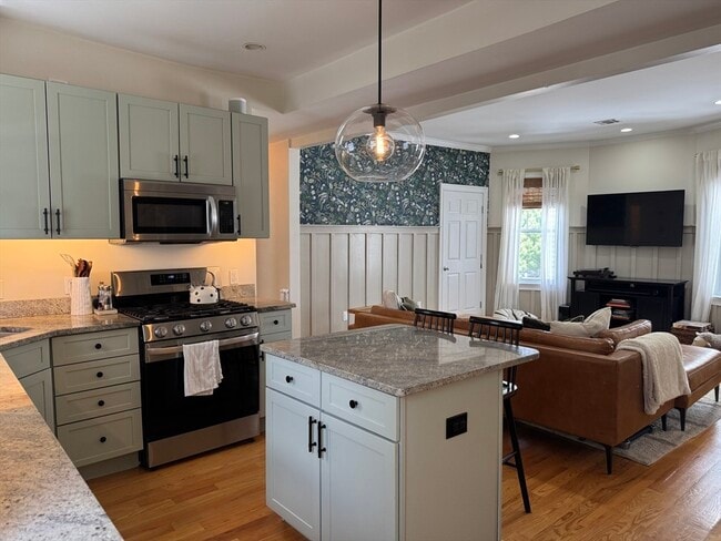 Building Photo - 4 Maryland St Unit 2