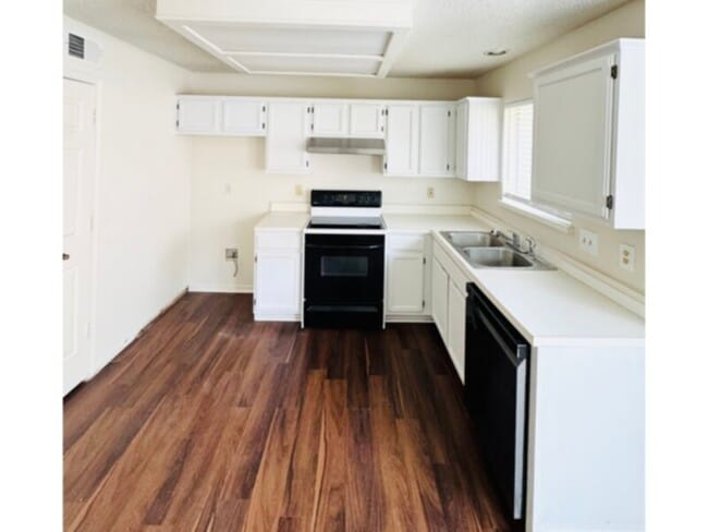 Photo - 1506 Shalain Dr