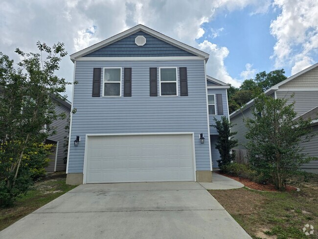 Building Photo - Charming 2-Story Home in Magnolia Bend