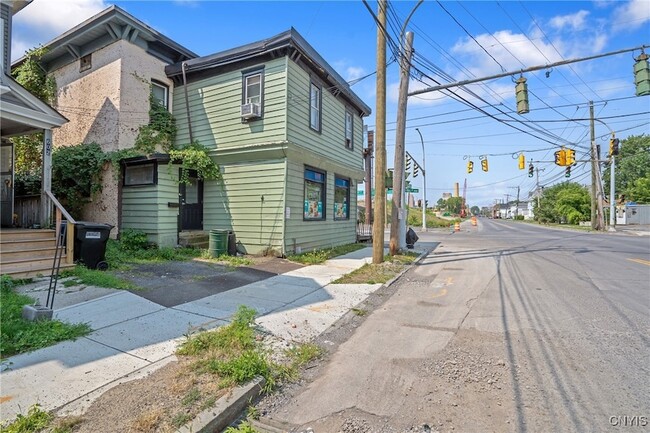 Photo - 600 Burnet Ave