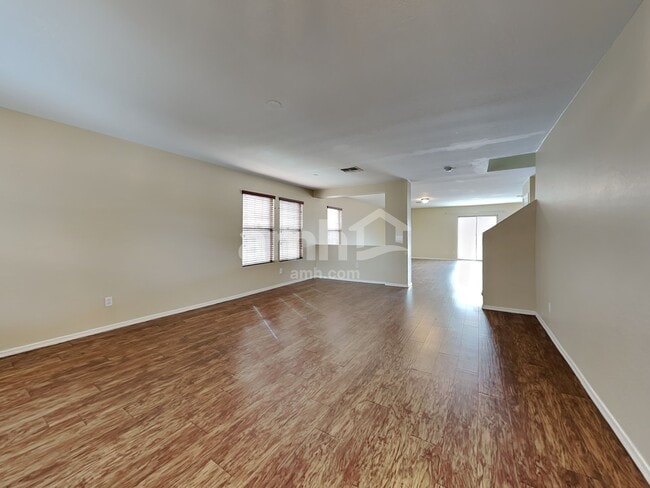 Photo - 3219 W Saint Anne Ave