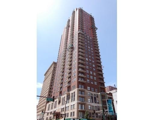 Building Photo - 41 E 8th St Unit 2606 Rental