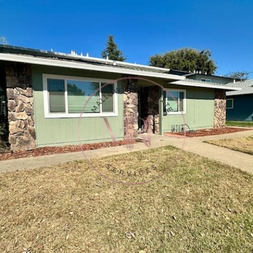 Building Photo - 1227 Casita Dr