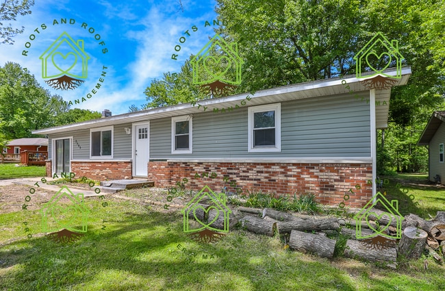Photo - 2509 E Pine Grove Pl House