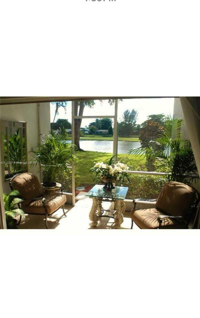 Photo - 2431 SW 82nd Ave Unidad 202