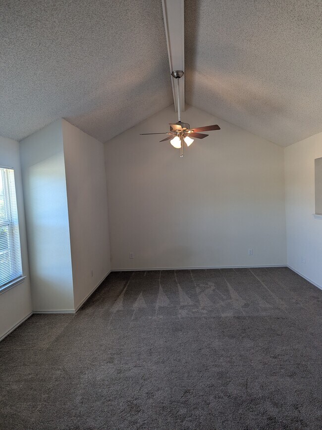 Photo - 625 Manco Rd Unit 102