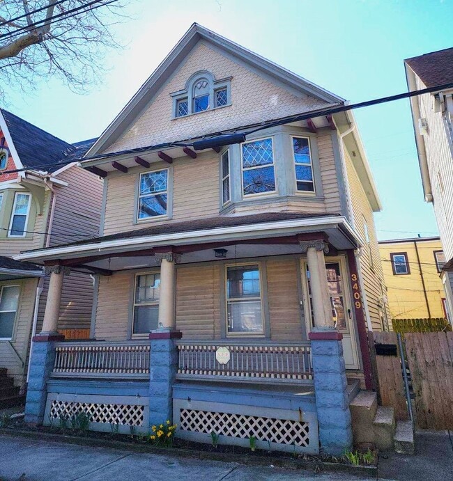 Welcome Home to Ohio City's Historic Charm! - Welcome Home to Ohio City's Historic Charm!