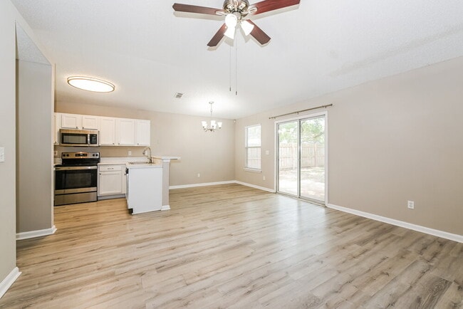 Photo - 711 Calico Jack Way