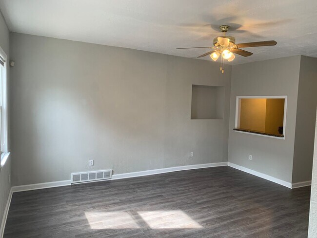 Photo - North Shore - 4 BR, 2 Bath with High-End K...